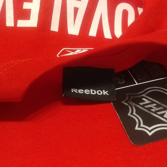 Boy's Montreal Canadiens T Shirt. - Picture 6 of 7